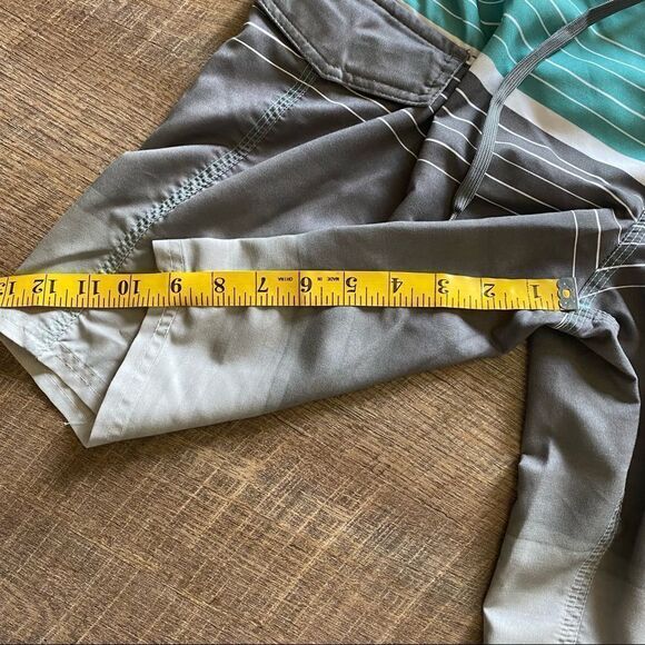 O’Neill Board Shorts High Tide Stripe Beach Men’s 30 Waist Swim - Picture 12 of 13